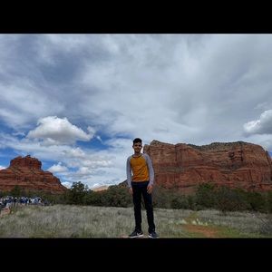 Meet your Posher, Emmanuel